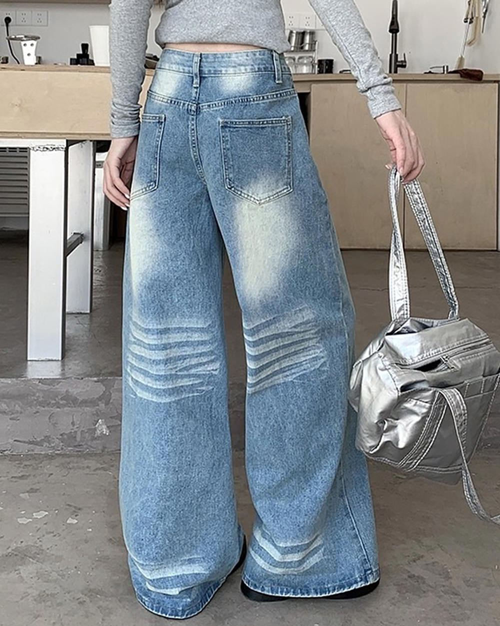 VILZSTUDIOS Faded blue relaxed wide-leg jeans for casual fashion
