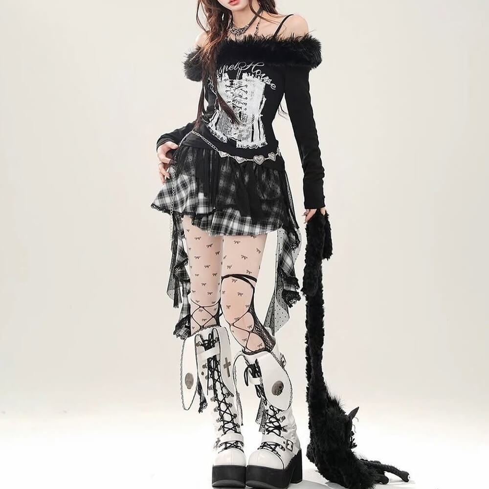 VILZSTUDIOS Trendy off-shoulder top with faux fur and corset print