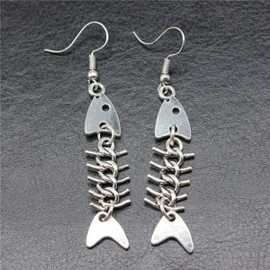 VILZSTUDIOS Stylish fish bone dangle earrings