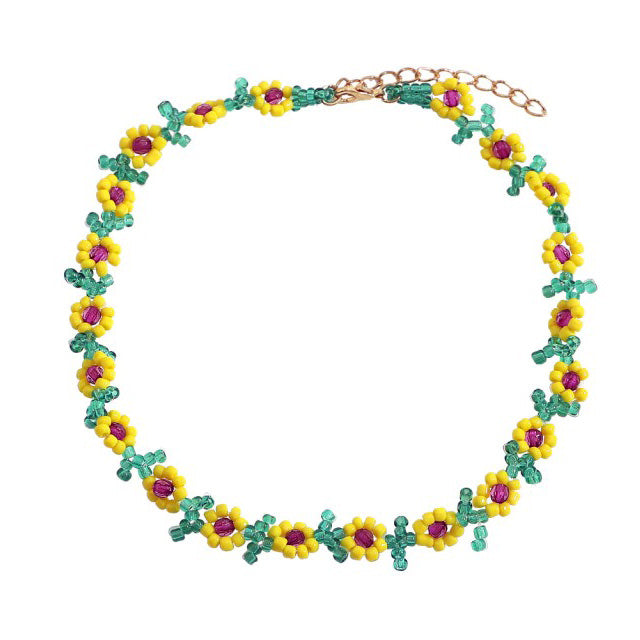 VILZSTUDIOS Floral beaded necklace with sunflower design