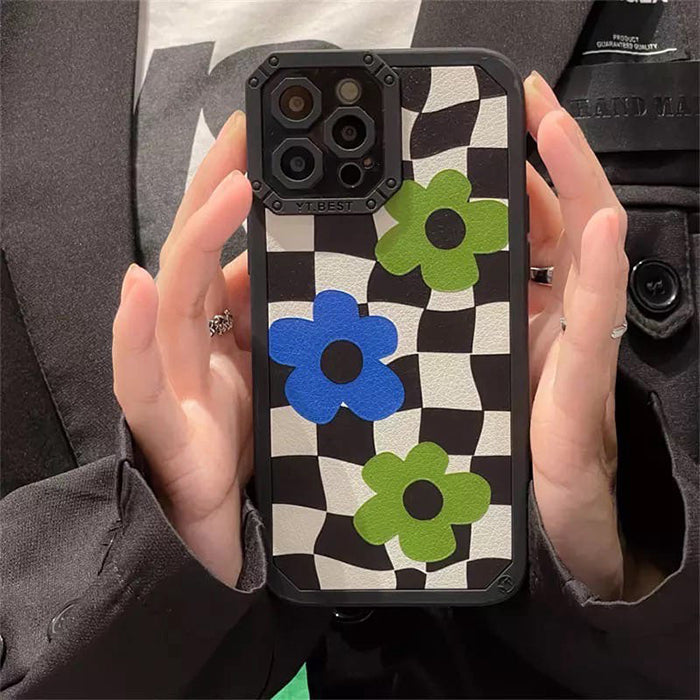 VILZSTUDIOS Floral iPhone case for stylish protection