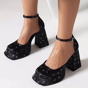 VILZSTUDIOS Stylish Mary Jane platform heels with floral design