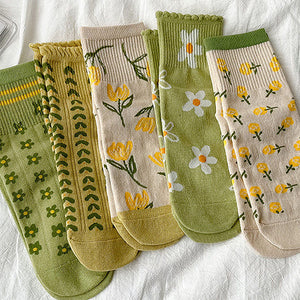 VILZSTUDIOS Vibrant floral pattern socks in a pack of five