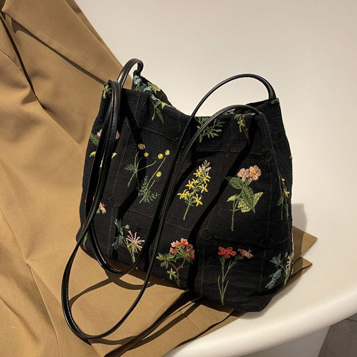 VILZSTUDIOS Floral embroidery carryall bag for stylish everyday use
