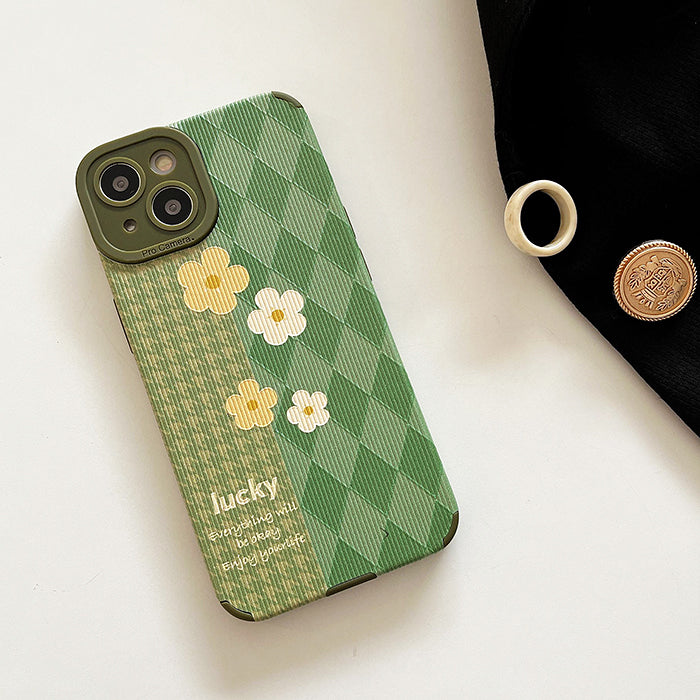 VILZSTUDIOS Floral houndstooth iPhone case design