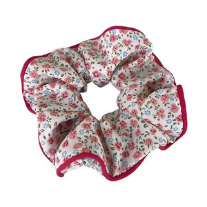VILZSTUDIOS Floral scrunchies for stylish hair accessories