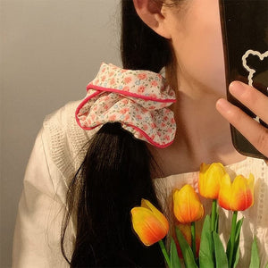 VILZSTUDIOS Floral scrunchies for stylish hair accessories