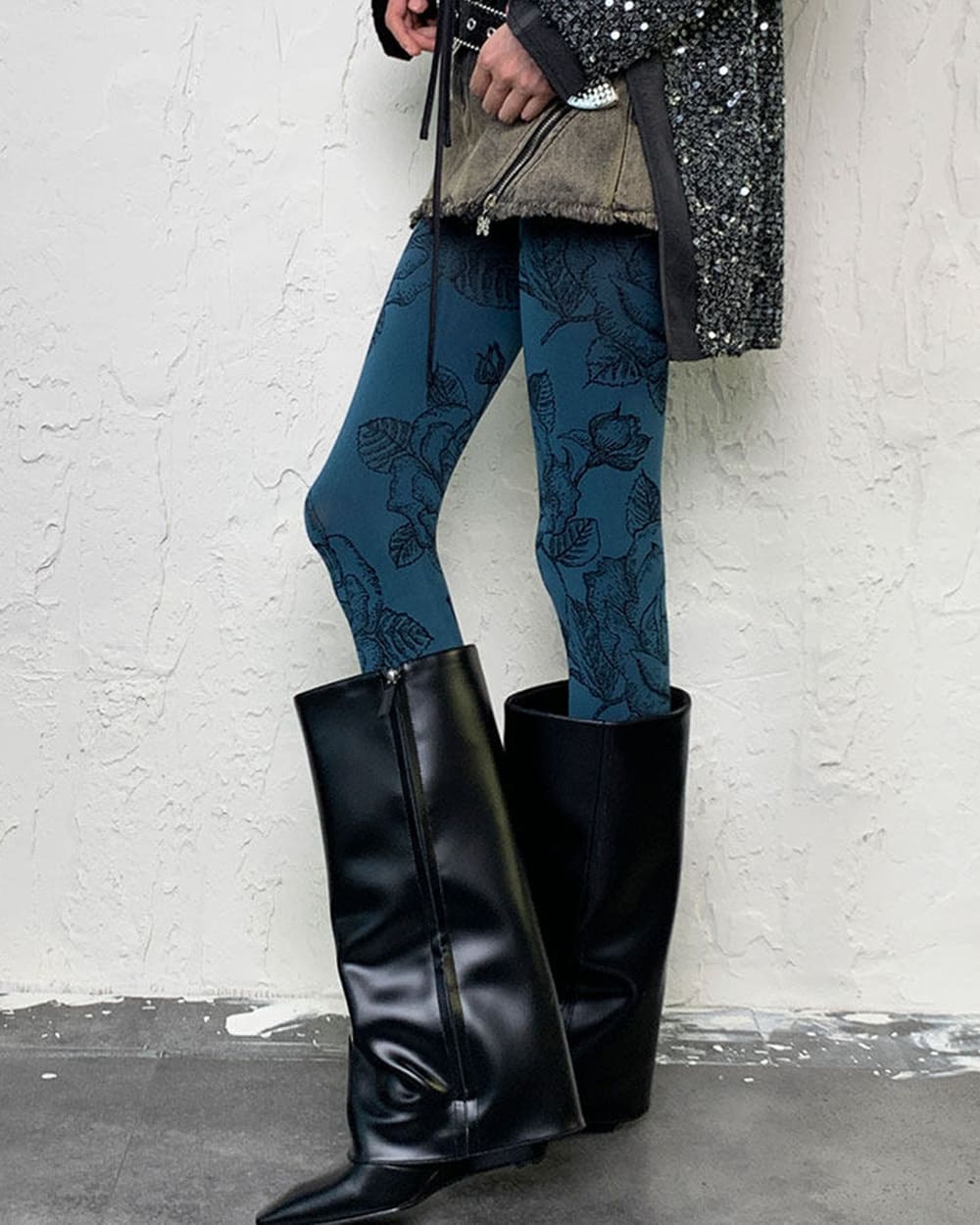 VILZSTUDIOS Floral patterned sheer tights in blue