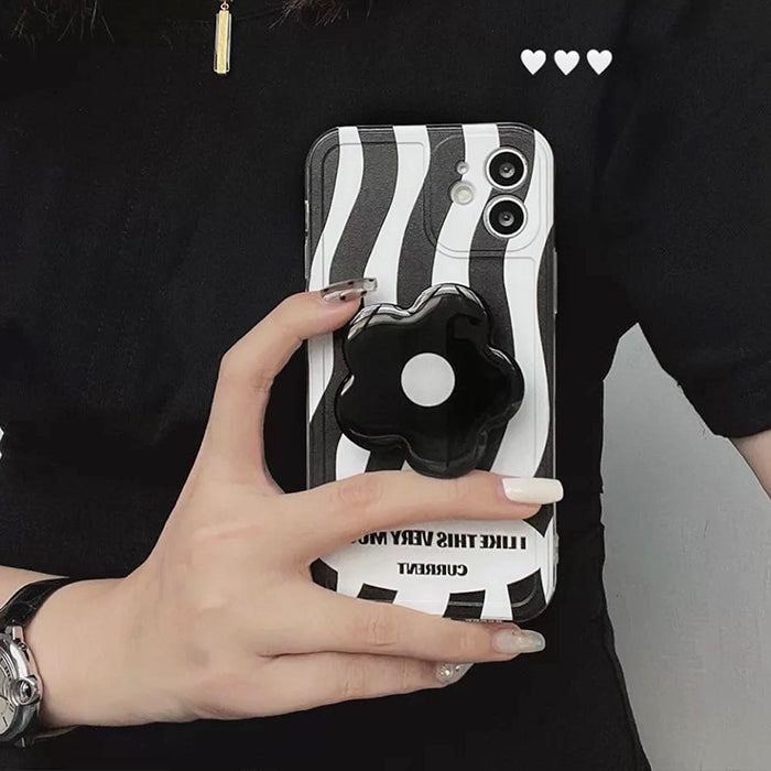 VILZSTUDIOS Stylish floral iPhone case for protection