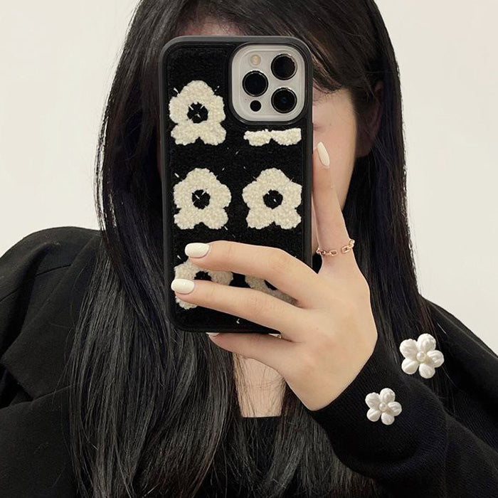 VILZSTUDIOS Stylish floral textured iPhone case