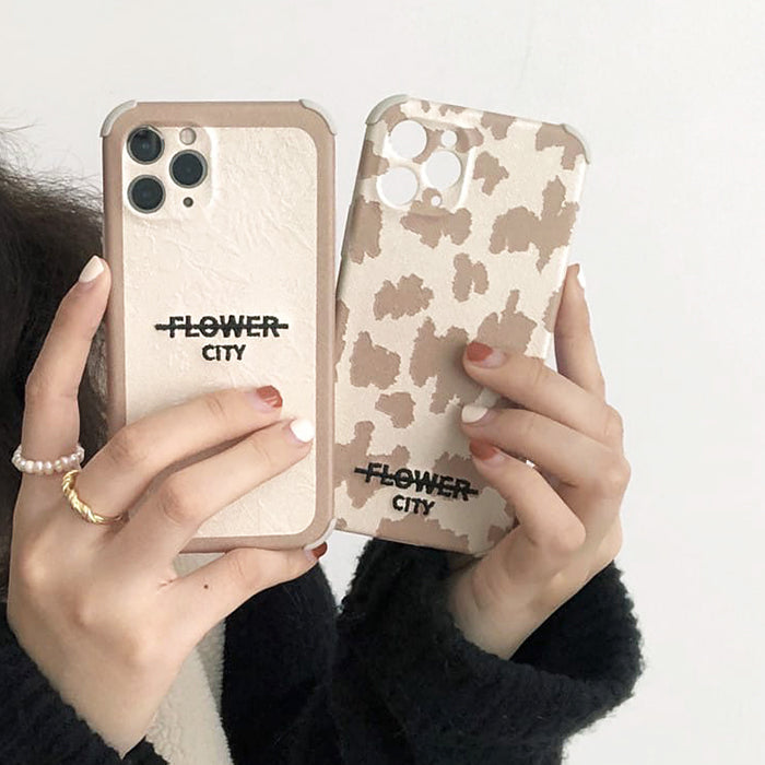 VILZSTUDIOS Stylish floral iPhone case for protection
