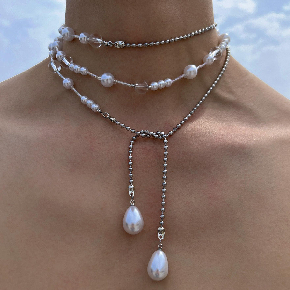 VILZSTUDIOS Fluid Elegance Pearl Necklace with silver-tone ball chain