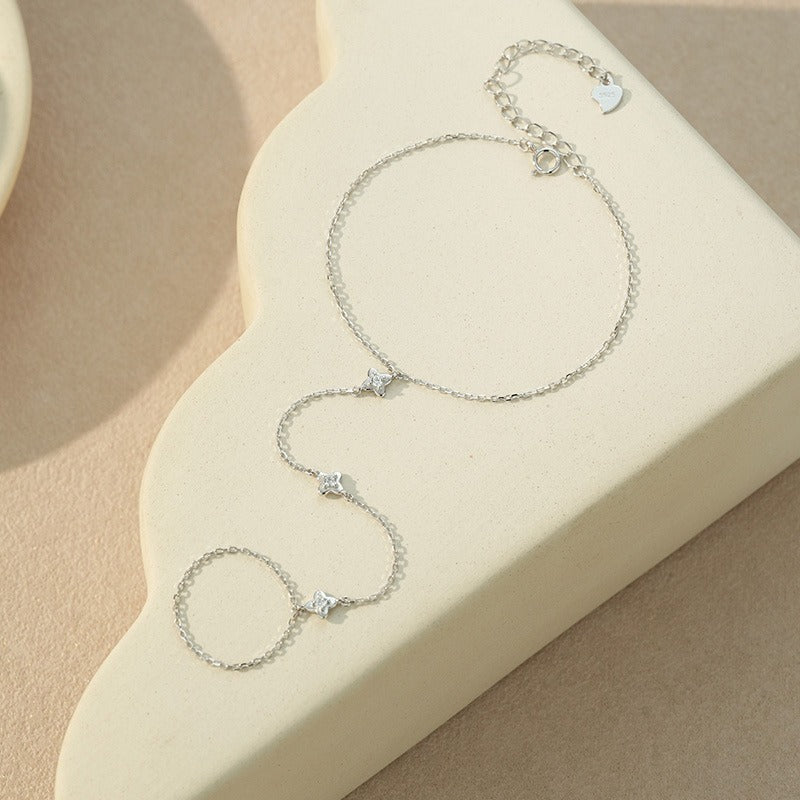 Four-Petal Flower Hand Chain Bracelet