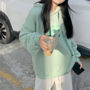 VILZSTUDIOS Stylish heart hoodie for modern streetwear fashion
