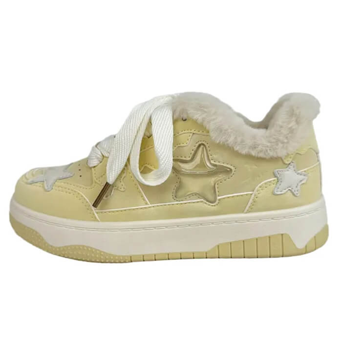 VILZSTUDIOS Stylish pastel sneakers with fur lining and star accents