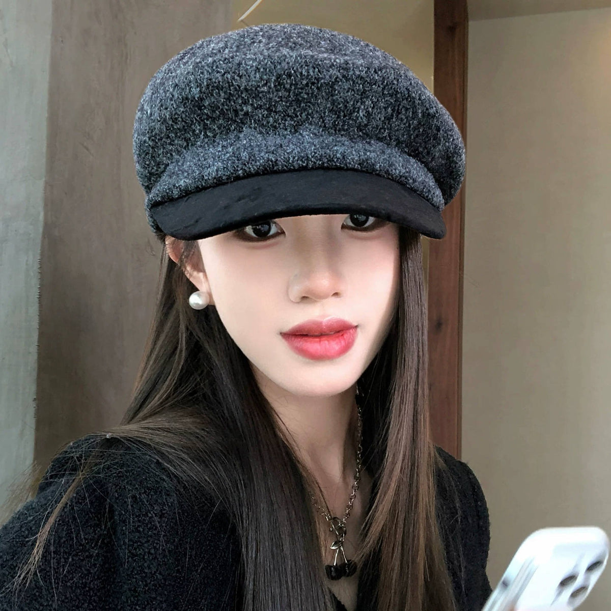 VILZSTUDIOS fuzzy grey newsboy cap