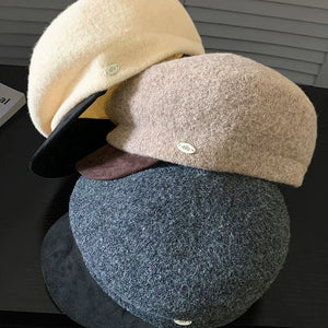 VILZSTUDIOS fuzzy grey newsboy cap