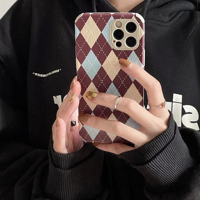 VILZSTUDIOS Stylish argyle pattern iPhone case