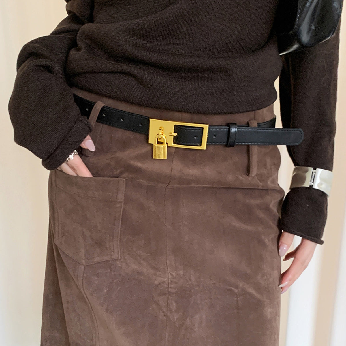 VILZSTUDIOS brown gold padlock charm buckle belt