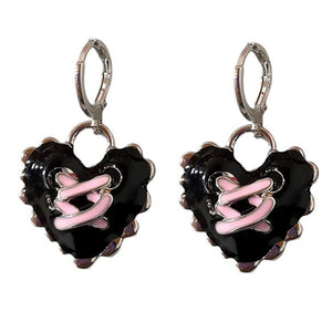 VILZSTUDIOS Gothic heart lace up earrings in zinc alloy