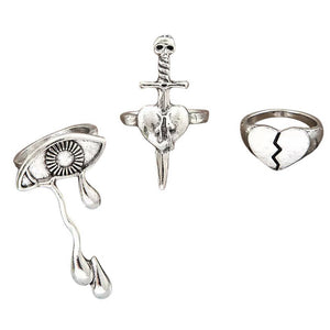VILZSTUDIOS Gothic inspired ring set featuring adjustable designs