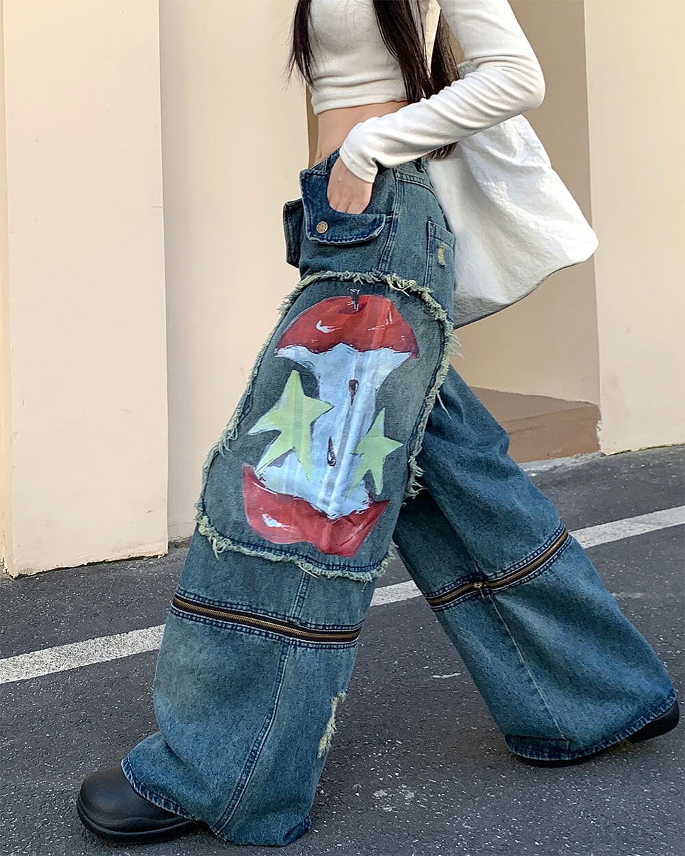 VILZSTUDIOS cargo jeans with graffiti print and zipper details