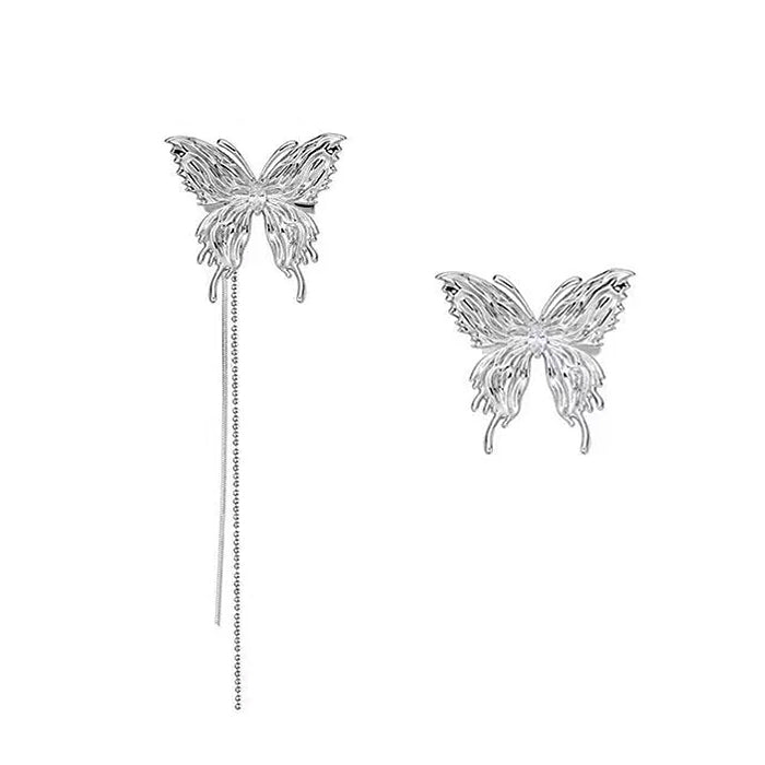 VILZSTUDIOS Butterfly ear cuff made of zinc alloy