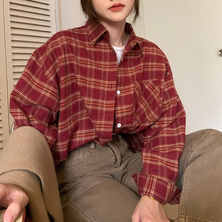 VILZSTUDIOS Plaid button-up shirt with long sleeves and collar
