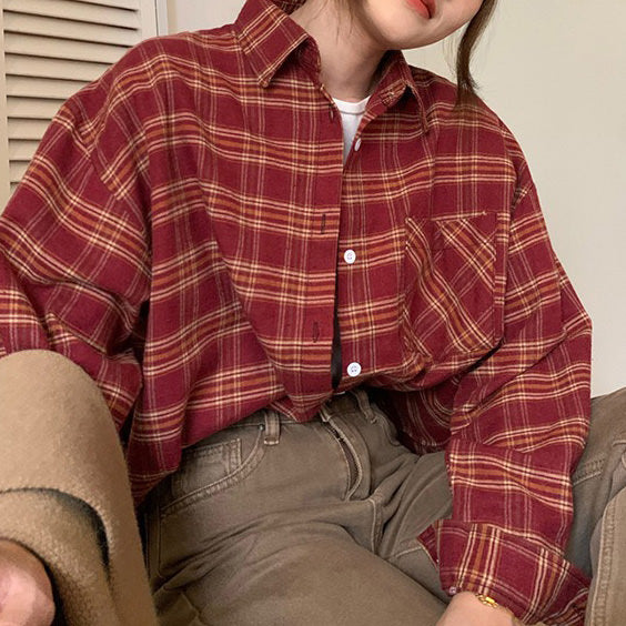 VILZSTUDIOS Plaid button-up shirt with long sleeves and collar