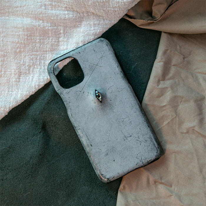 VILZSTUDIOS Generic phone case with grunge design