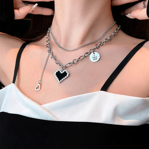 VILZSTUDIOS Stylish pixel heart pendant necklace