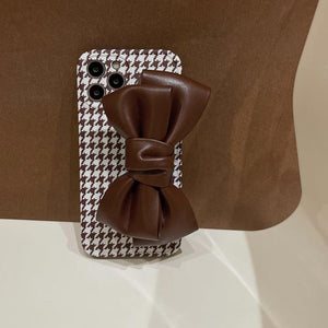 VILZSTUDIOS Stylish houndstooth pattern iPhone case