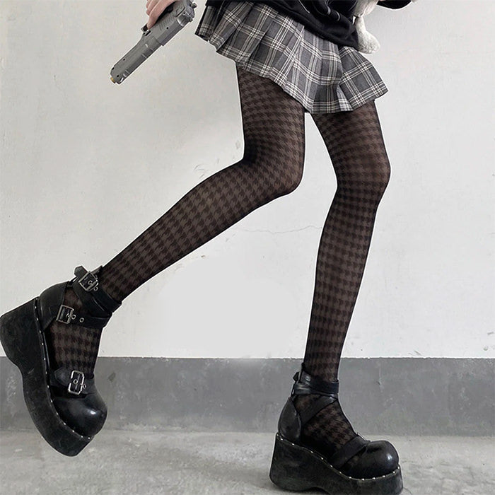VILZSTUDIOS Houndstooth patterned tights for stylish outfits