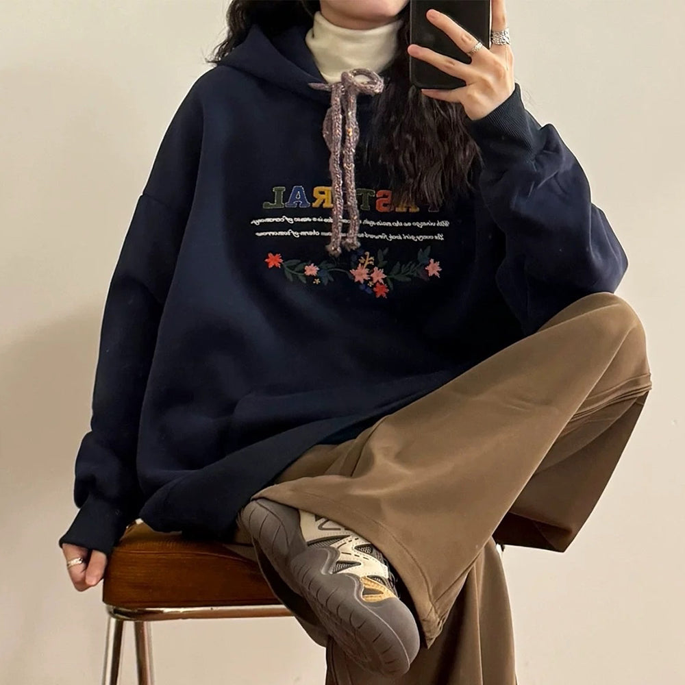 VILZSTUDIOS Oversized hoodie with unique pastoral print design