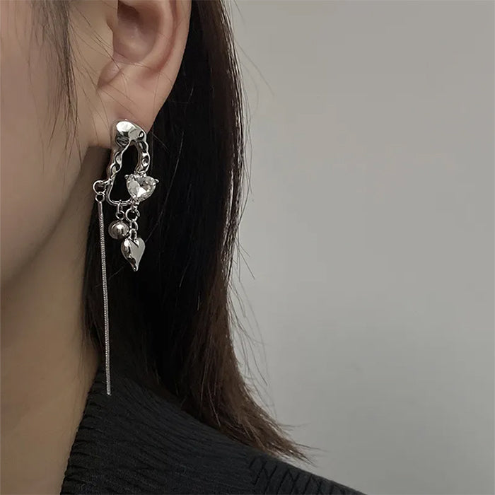 VILZSTUDIOS Stylish earrings with heart irregular design
