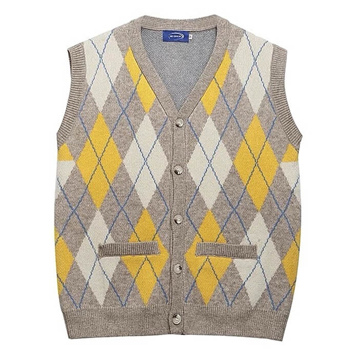 VILZSTUDIOS Stylish argyle button-up knit vest