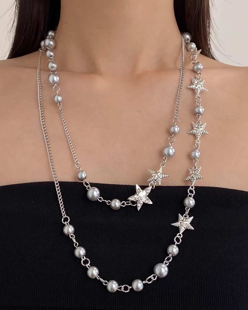 VILZSTUDIOS Layered star necklace for a stylish look