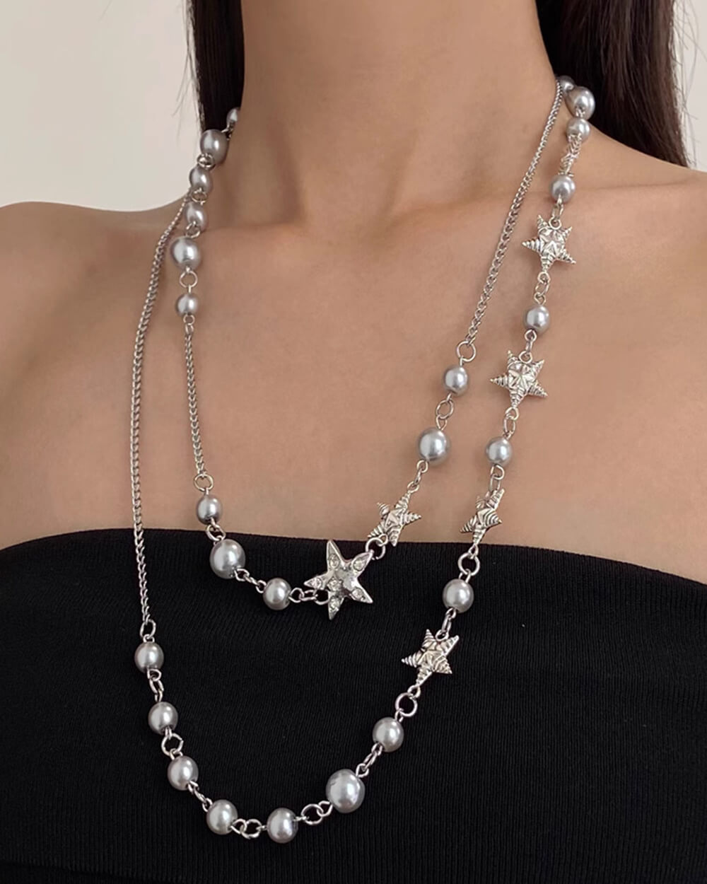 VILZSTUDIOS Layered star necklace for a stylish look