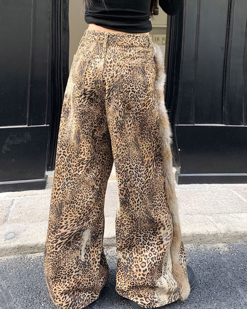 VILZSTUDIOS Wide-leg trousers with leopard print design
