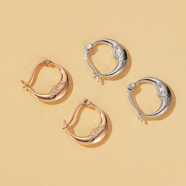 VILZSTUDIOS Minimalist earrings inspired by lunar design