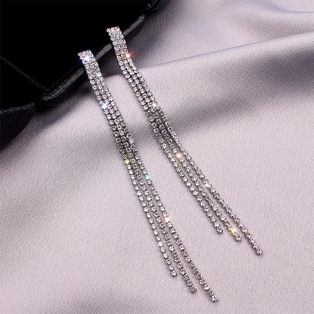 VILZSTUDIOS Stylish drop earrings with crystal chains and rhinestones