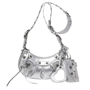 VILZSTUDIOS Stylish mini shoulder bag with heart-shaped design