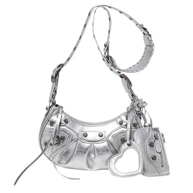 VILZSTUDIOS Stylish mini shoulder bag with heart-shaped design