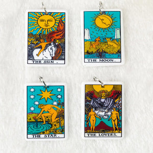 VILZSTUDIOS Stylish tarot earrings for a unique fashion statement