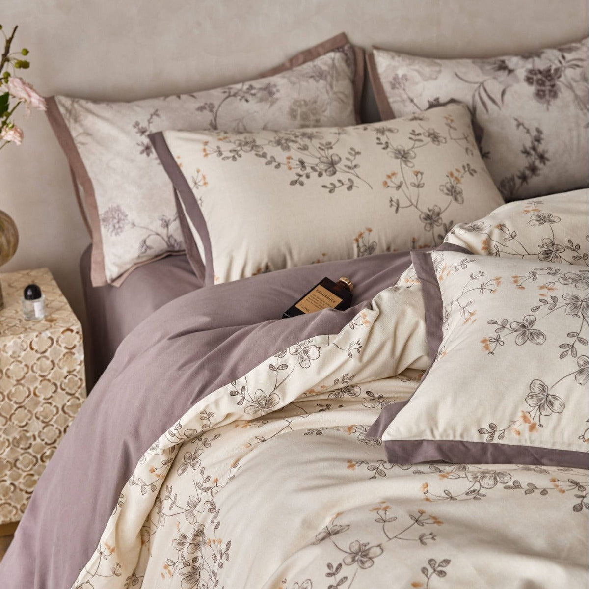 VILZSTUDIOS cream and beige printed reversible duvet cover set with taupe and mocha accents