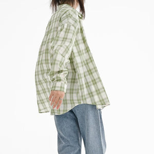VILZSTUDIOS Oversized plaid button-up shirt in sage green