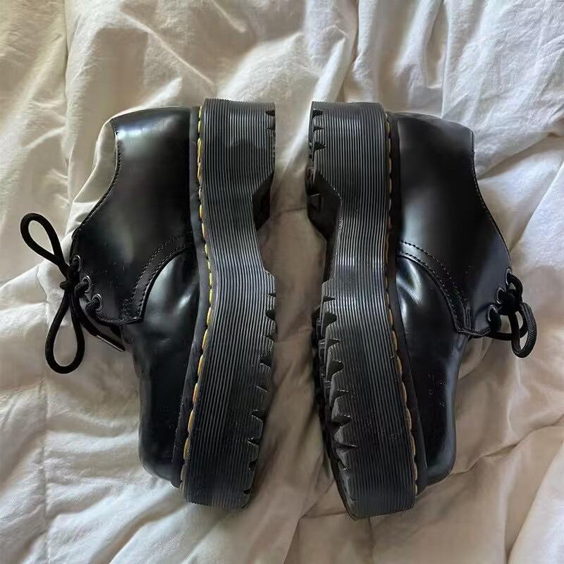 VILZSTUDIOS Stylish platform boots for streetwear fashion
