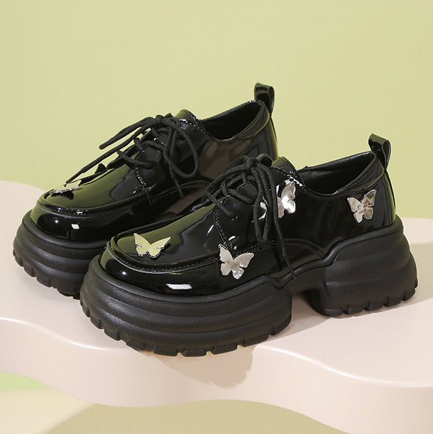 VILZSTUDIOS Trendy butterfly platform boots with chunky sole