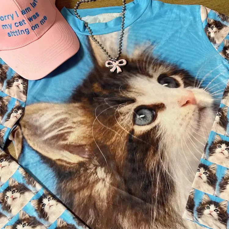 VILZSTUDIOS Playful cat graphic long sleeve shirt