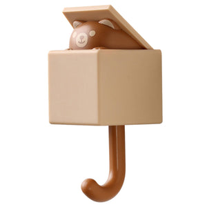 VILZSTUDIOS Whimsical wall hook featuring a playful kitten design